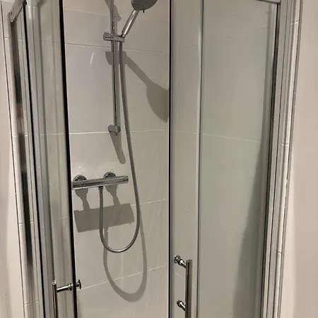 The Coach House شقة *